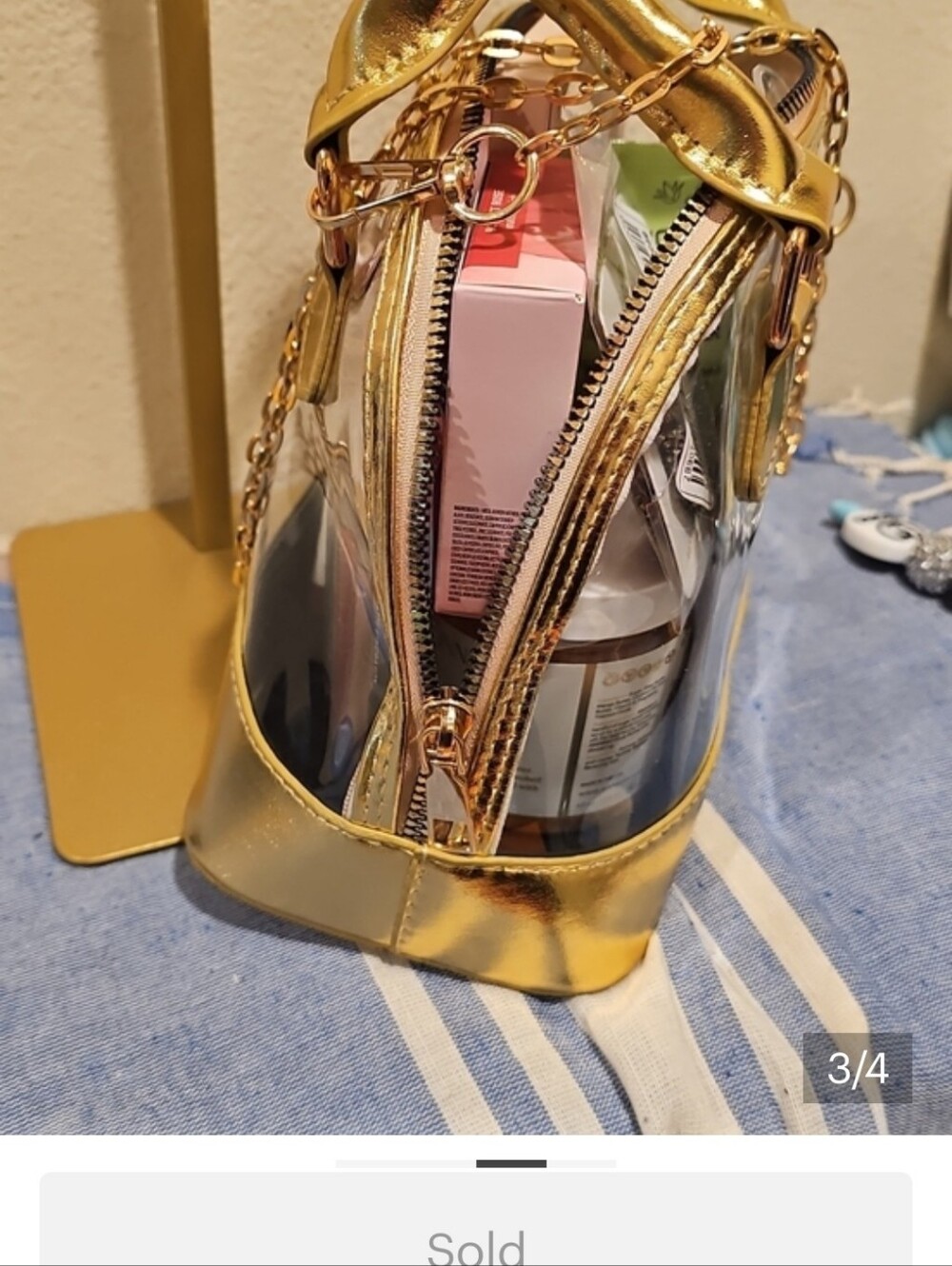 ✨️✨️✨️Clear Gold Trim Crossbody Beauty Bundle | Cosmetics & Skincare Gift Set - Picture 4 of 5
